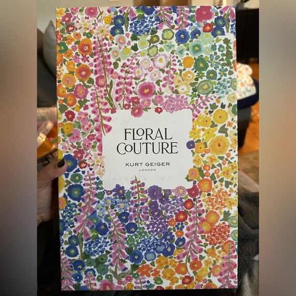 Kurt Geiger Limited Edition Dog Coat - Picture 3 of 6